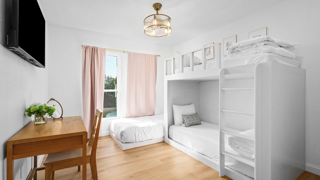 Photo of Bedroom in MacGregor