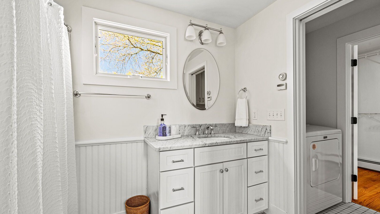 Photo of Bathroom in Point Judith