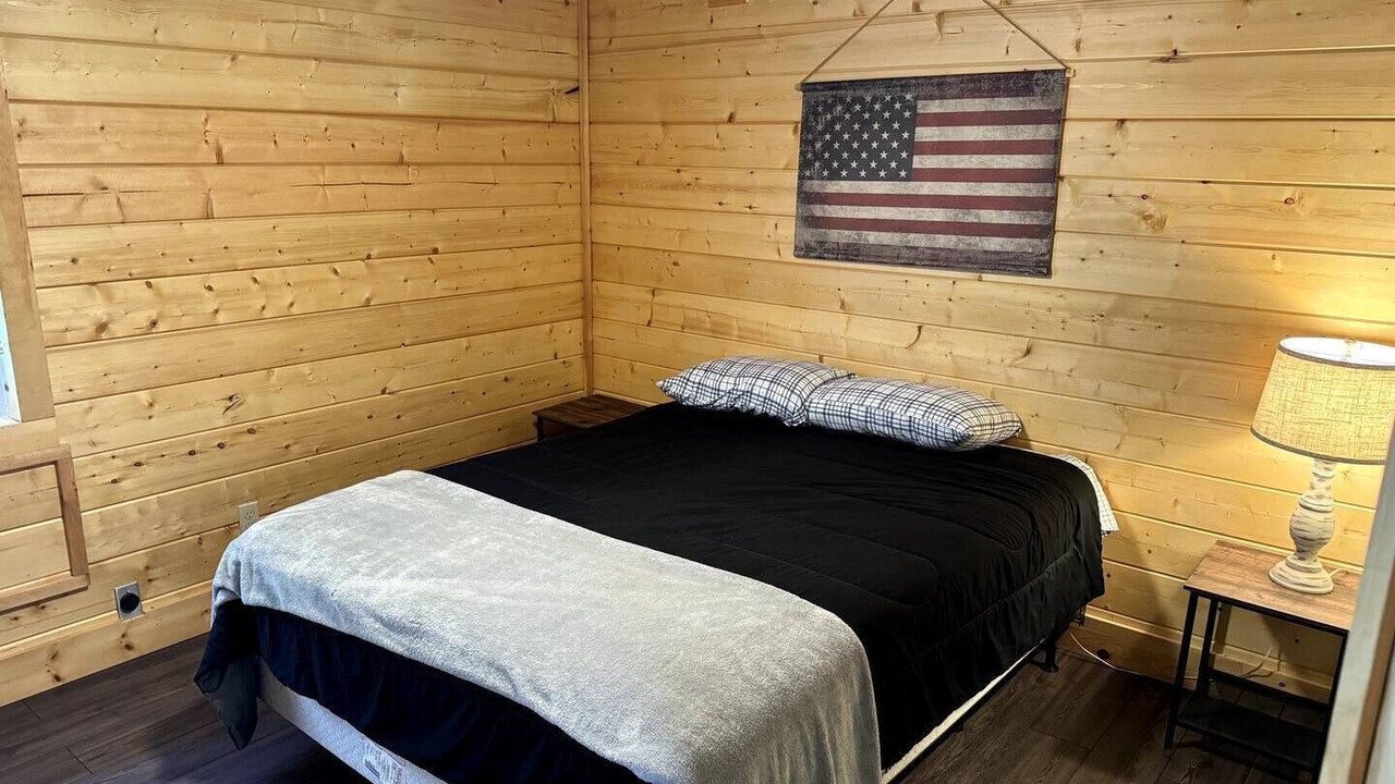 Photo of Bedroom in Bramwell