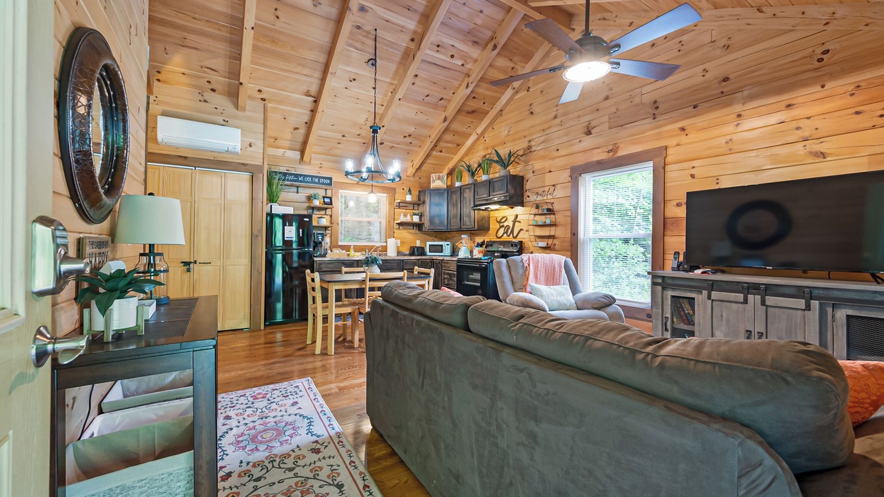 Photo of Livingroom in Pearisburg