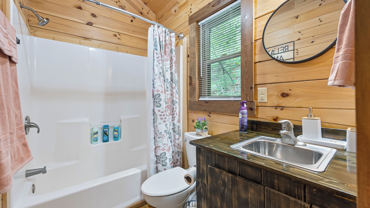 Photo of Bathroom in Pearisburg