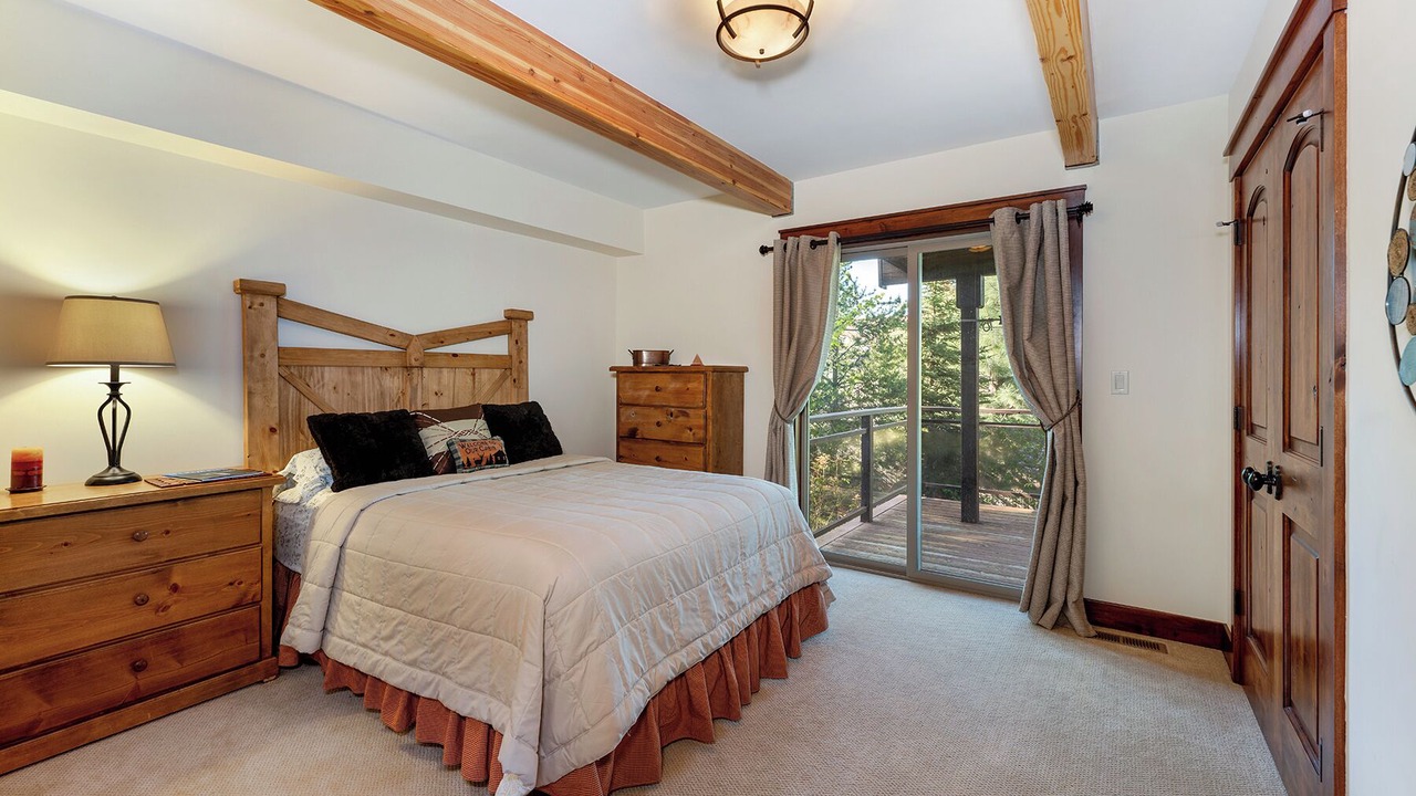 Photo of Bedroom in Zephyr Cove