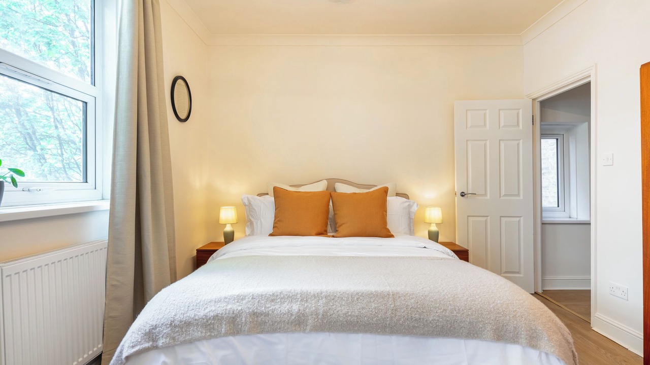 Photo of Bedroom in Homerton