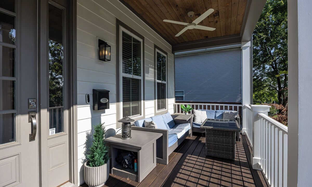 Photo of Outdoor in Shelby Hills