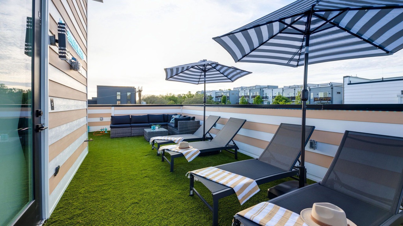 Photo of Patio Balcony in Talbot's Corner