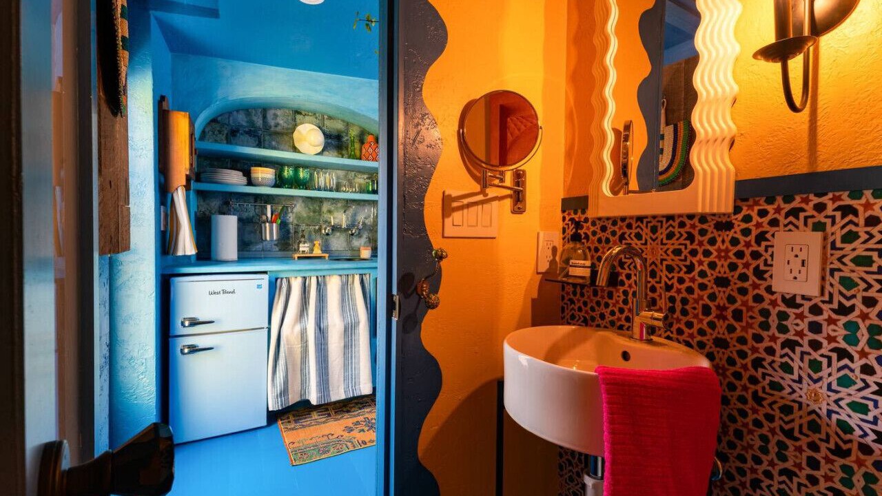 Photo of Bathroom in Lower Lawrenceville