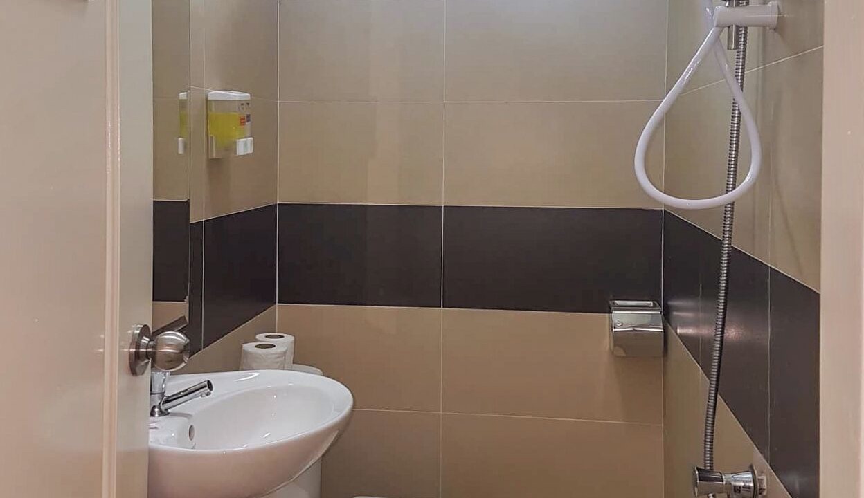 Photo of Bathroom in Phnom Penh City Centre