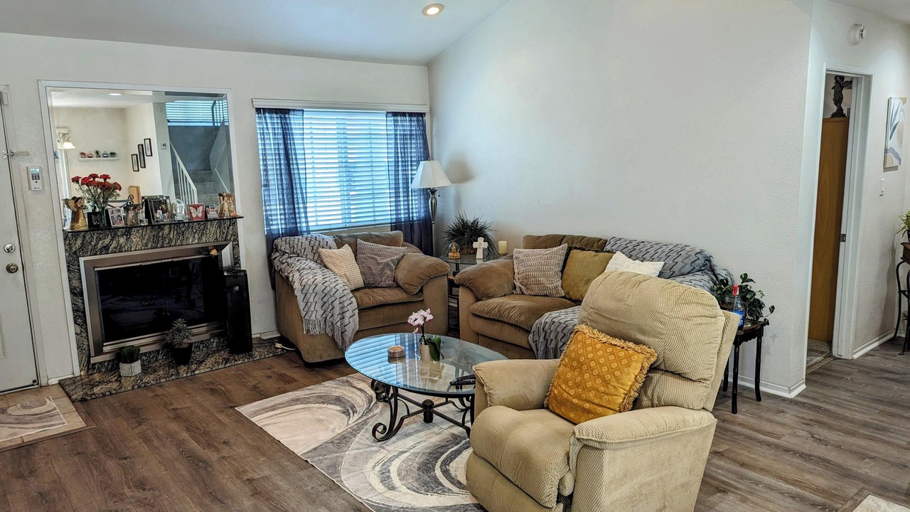 Photo of Livingroom in Northwest Torrance