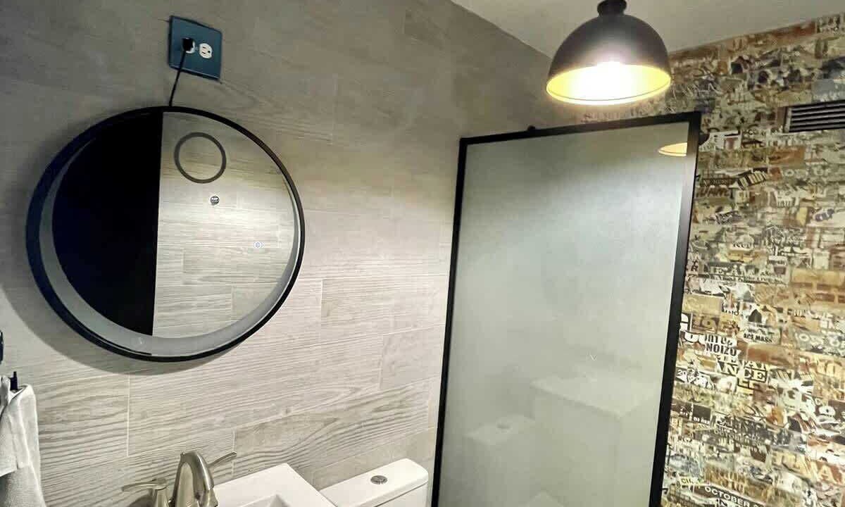 Photo of Bathroom in Parque