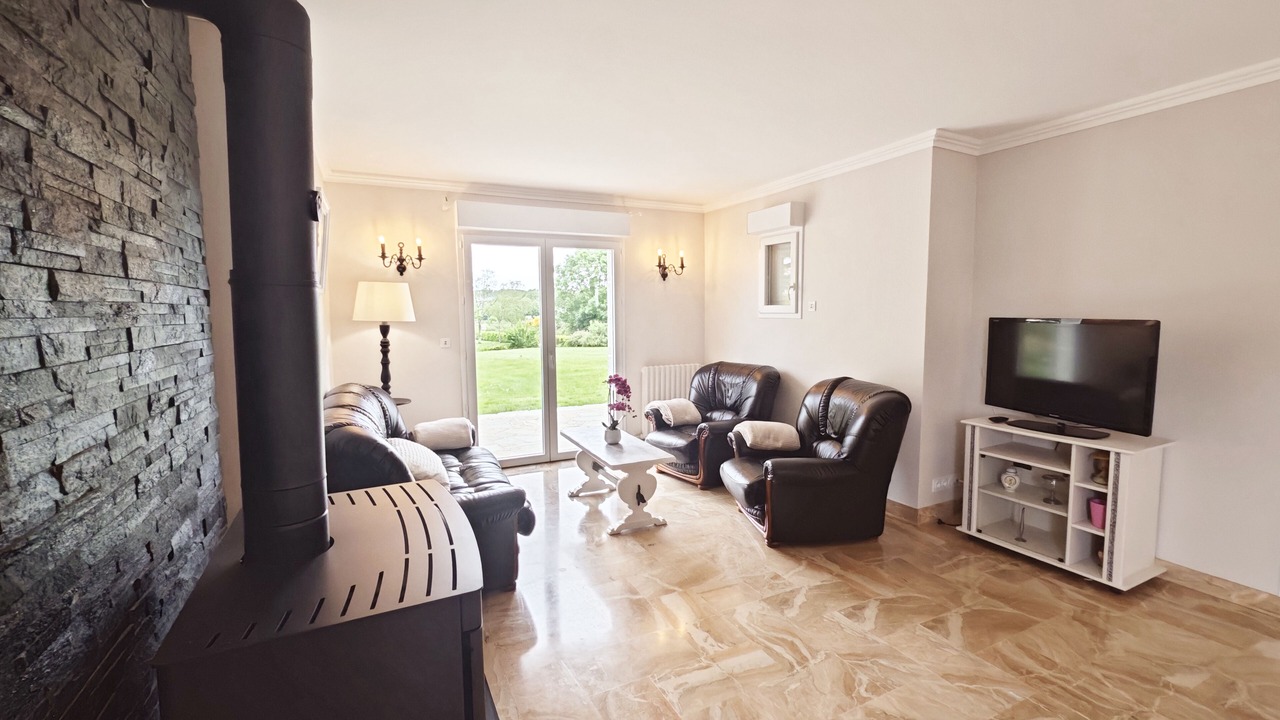 Photo of Livingroom in Garlan