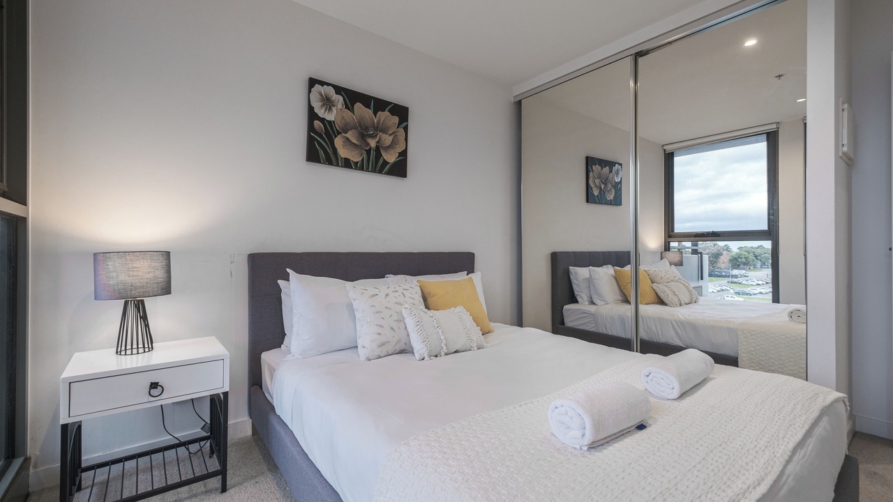 Photo of Bedroom in Caulfield North