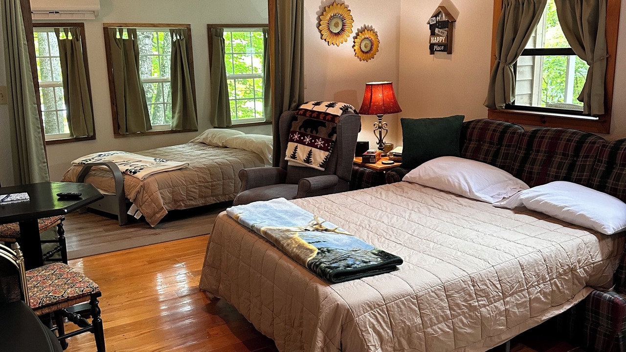 Photo of Bedroom in Upper Peachtree
