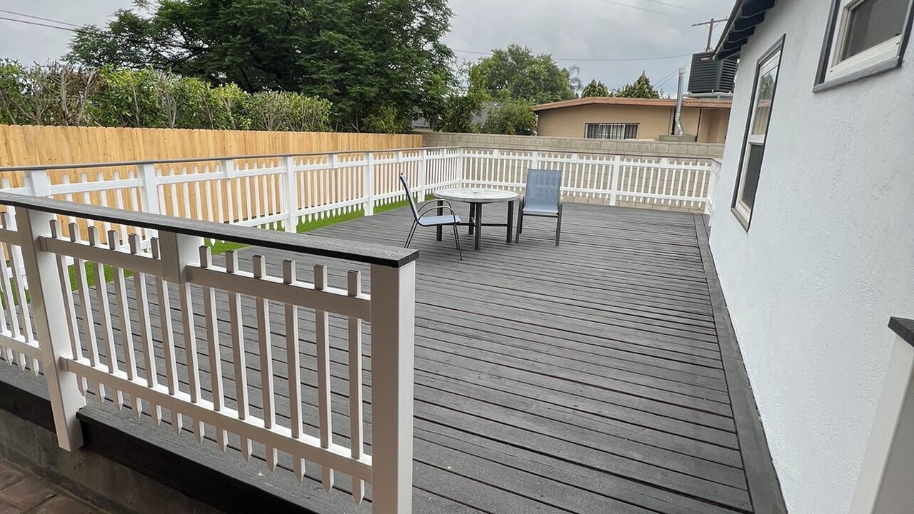Photo of Patio Balcony in Tarzana