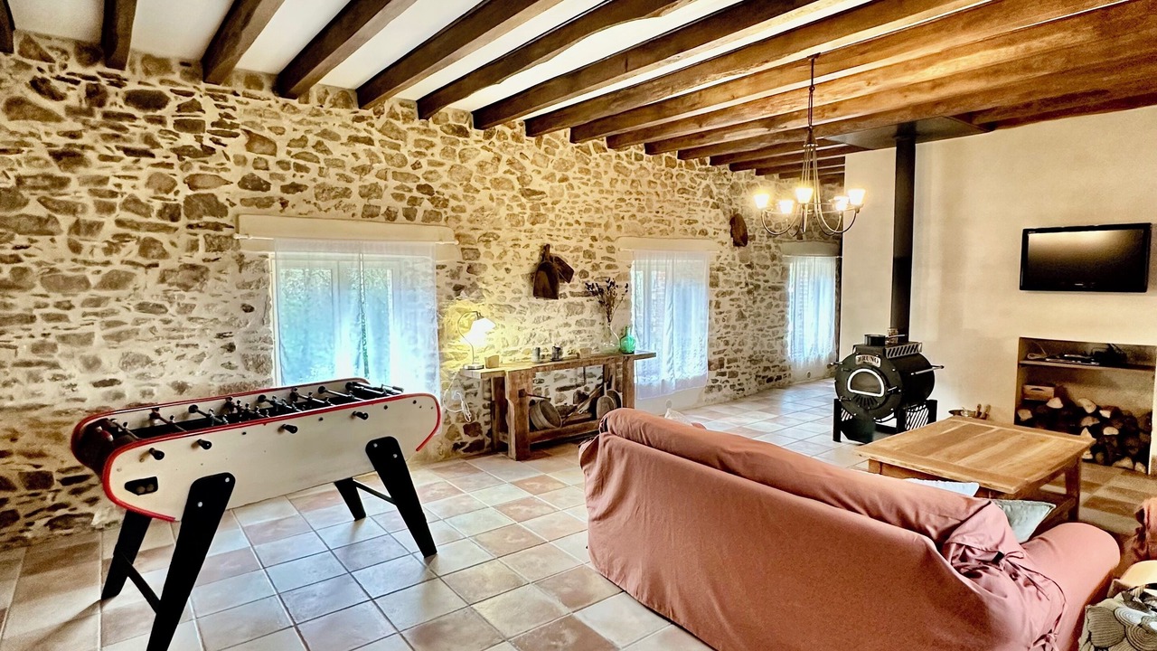Photo of Livingroom in Chateau-Chervix