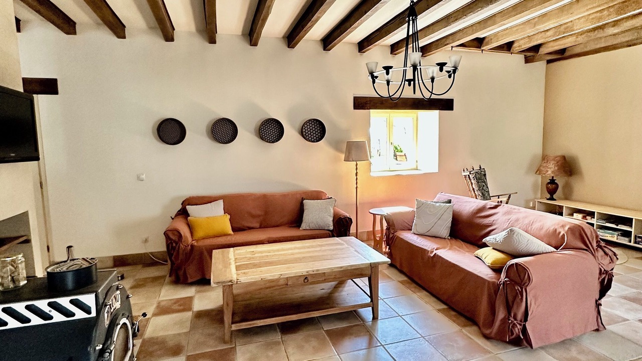Photo of Livingroom in Chateau-Chervix