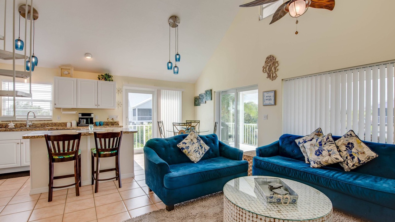 Photo of Bedroom in Breezeswept Beach Estates