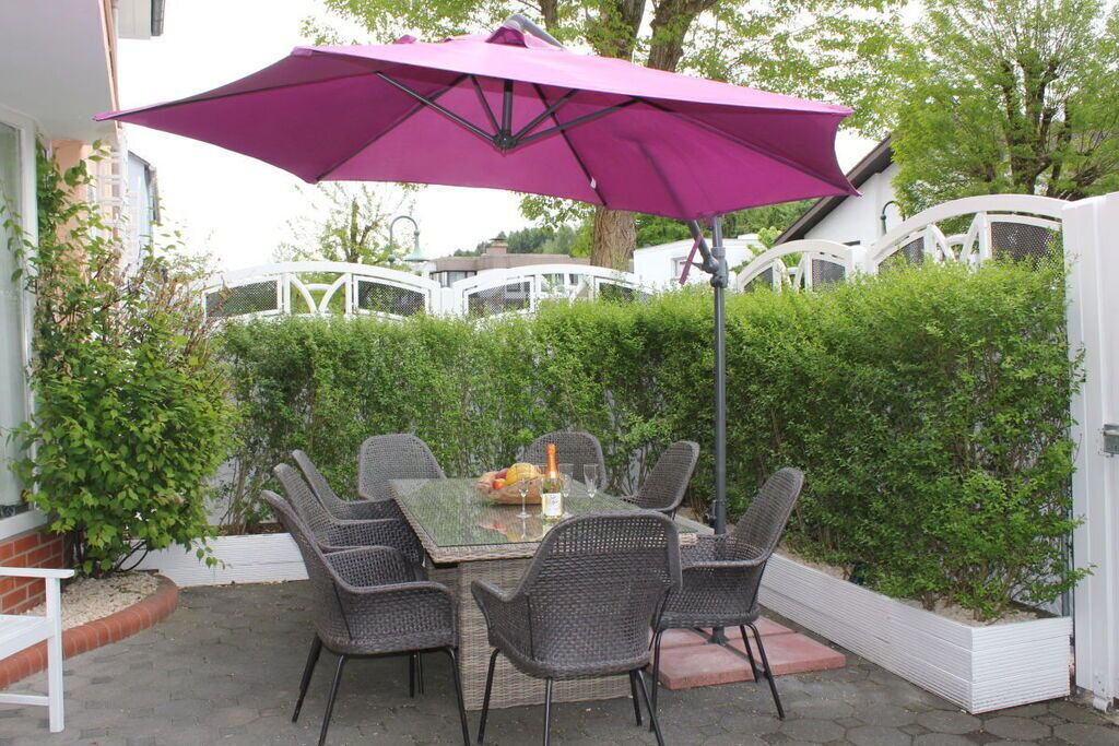 Photo of Outdoor in Daun