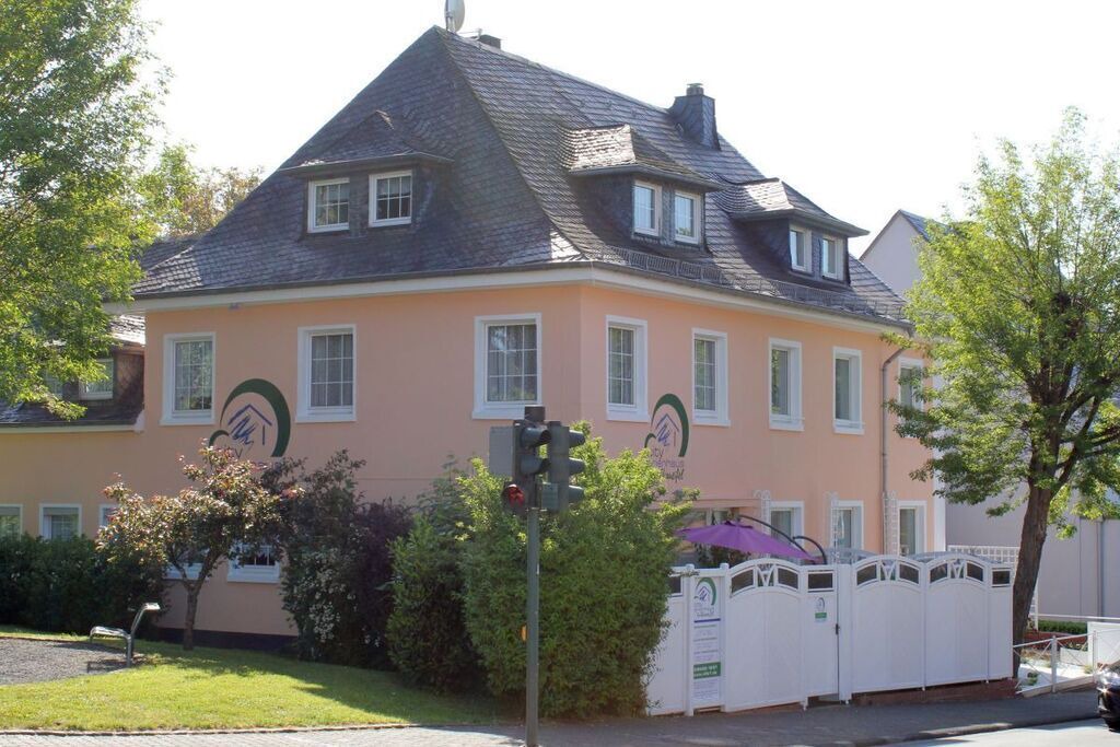 Photo of Outdoor in Daun