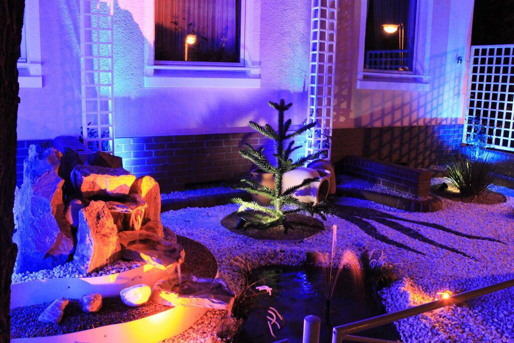 Photo of Outdoor in Daun