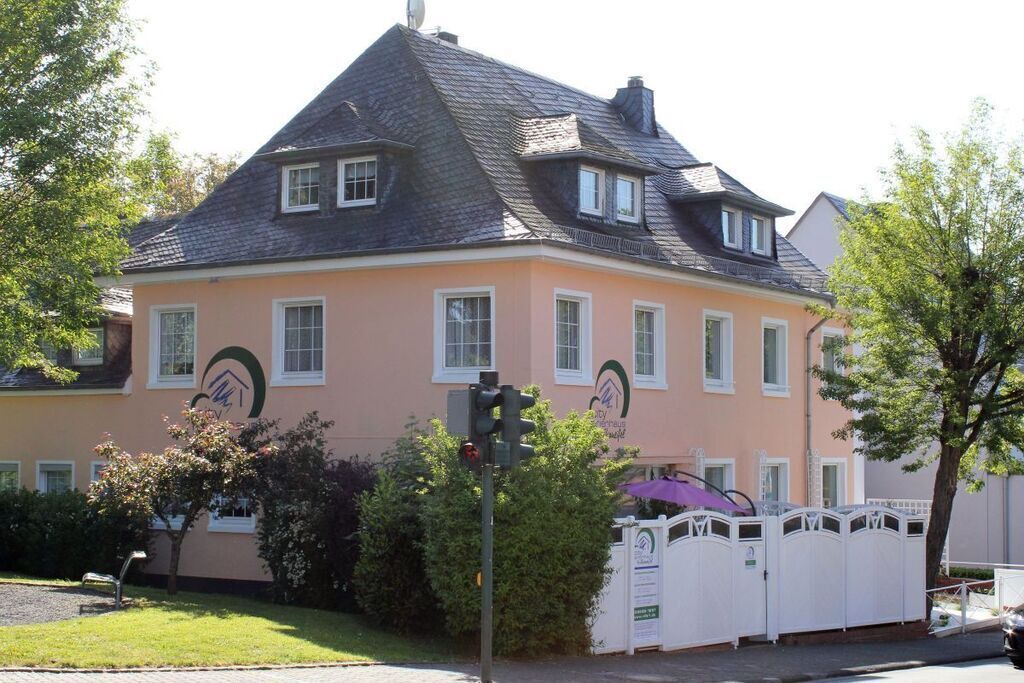 Photo of Outdoor in Daun