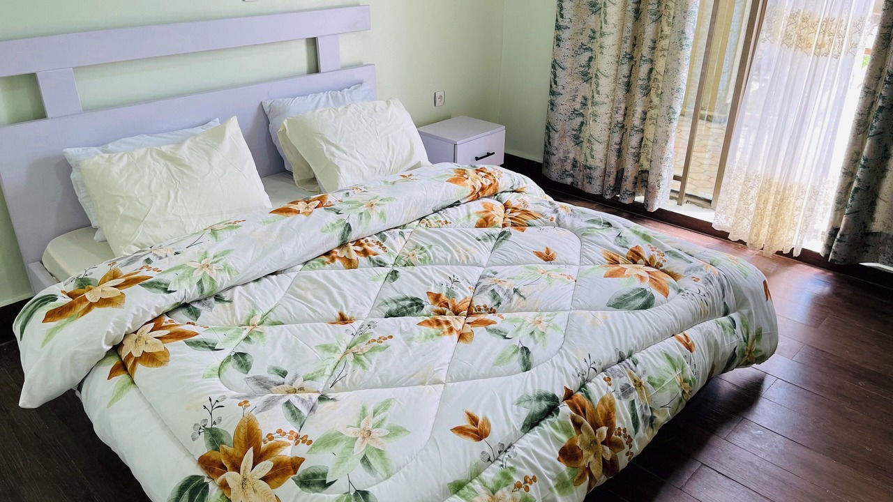 Photo of Bedroom in Western Province