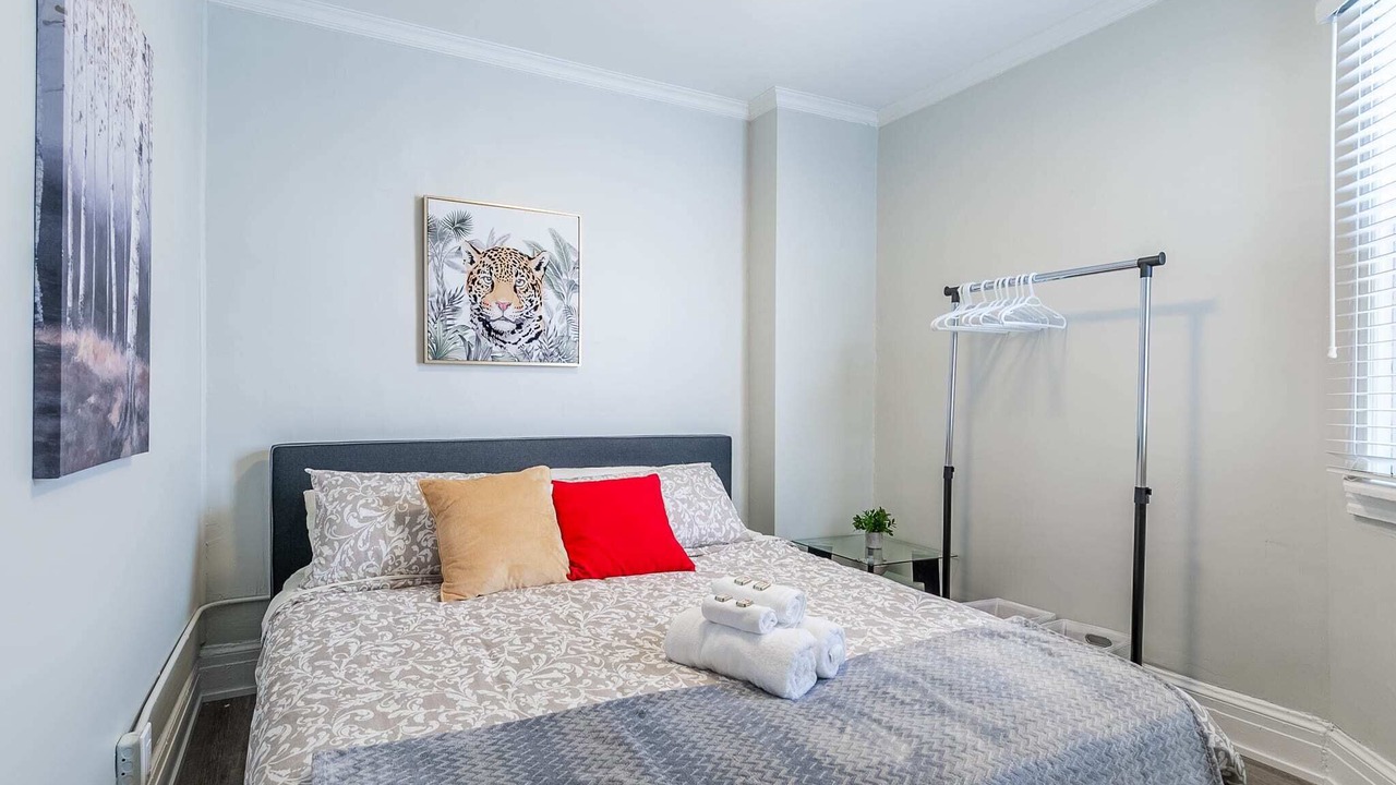 Photo of Bedroom in Central Hamilton