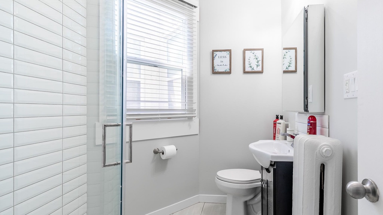 Photo of Bathroom in Central Hamilton