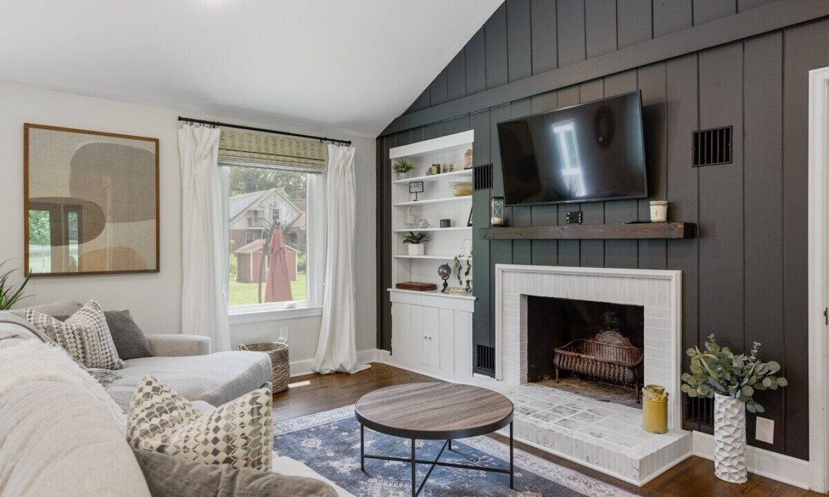 Photo of Livingroom in Inglewood