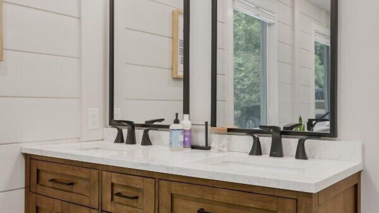 Photo of Bathroom in Inglewood