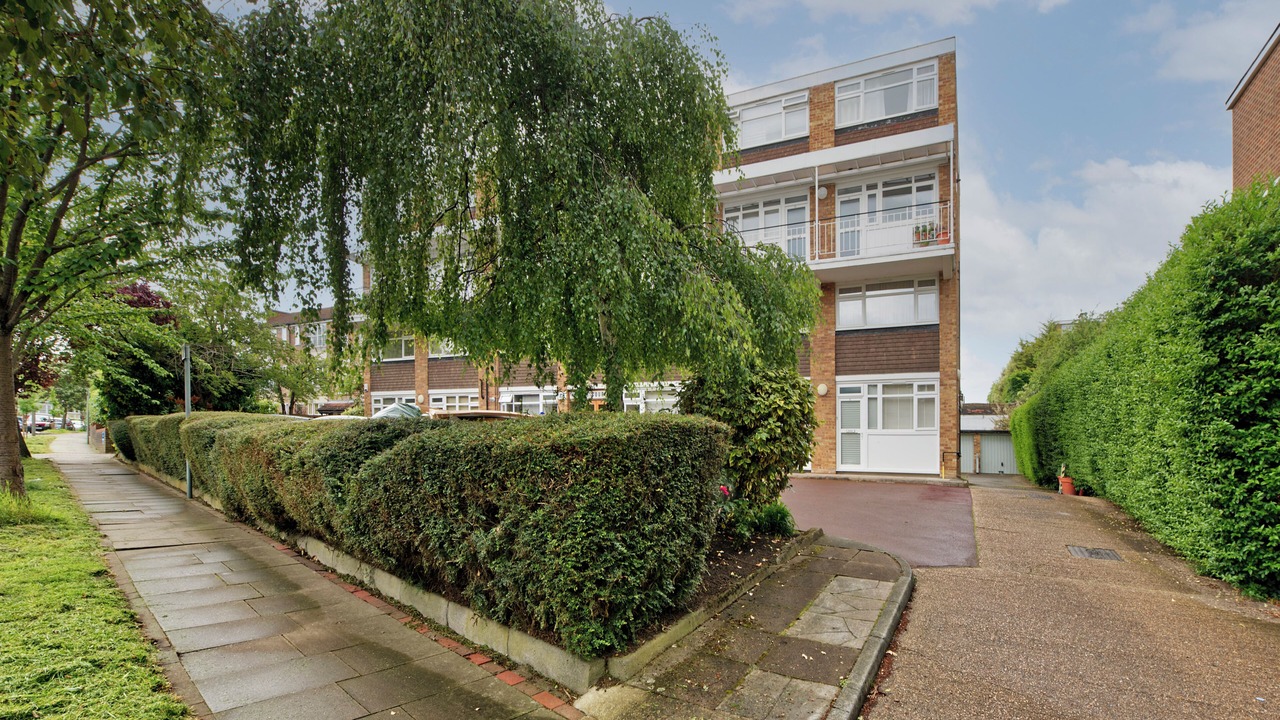 Photo of Outdoor in East Putney