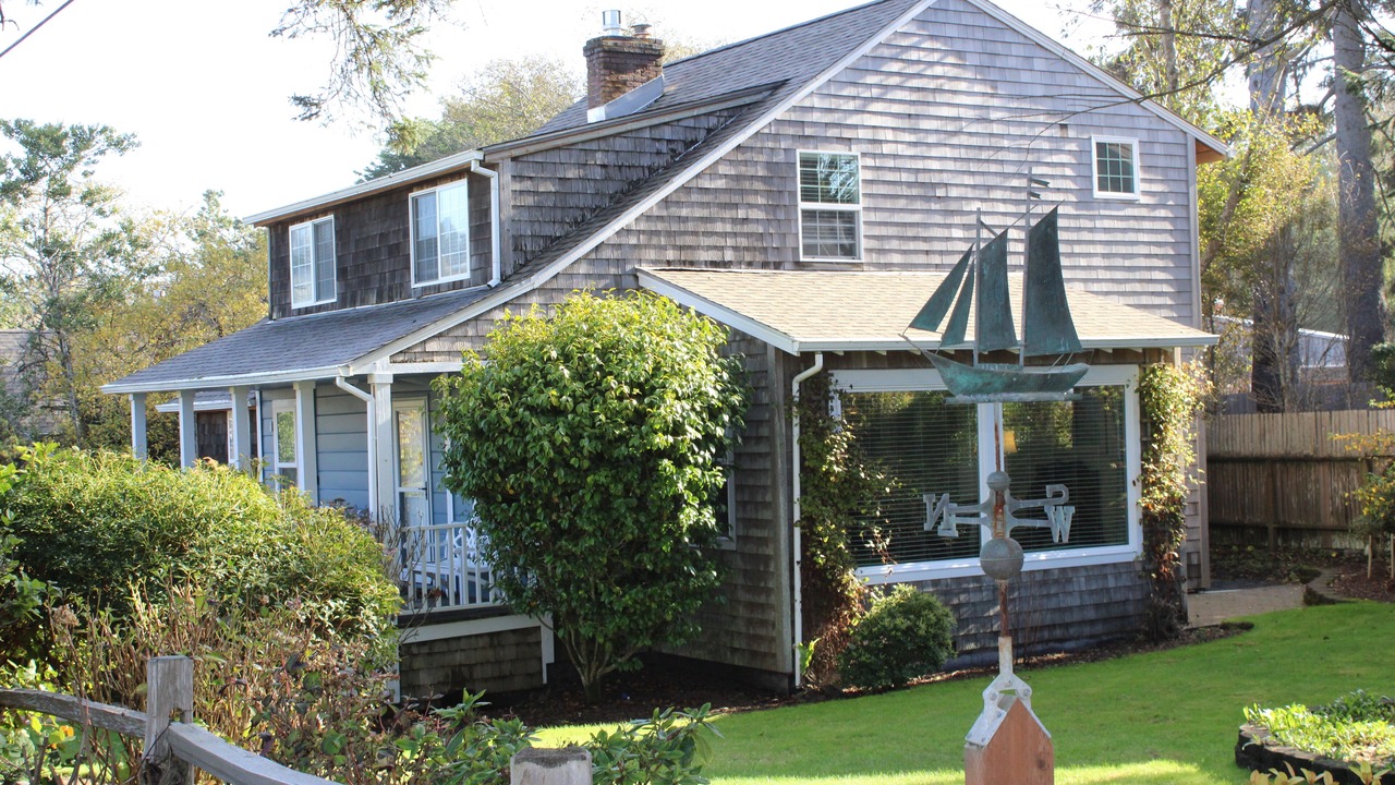 Photo of Outdoor in Downtown Cannon Beach