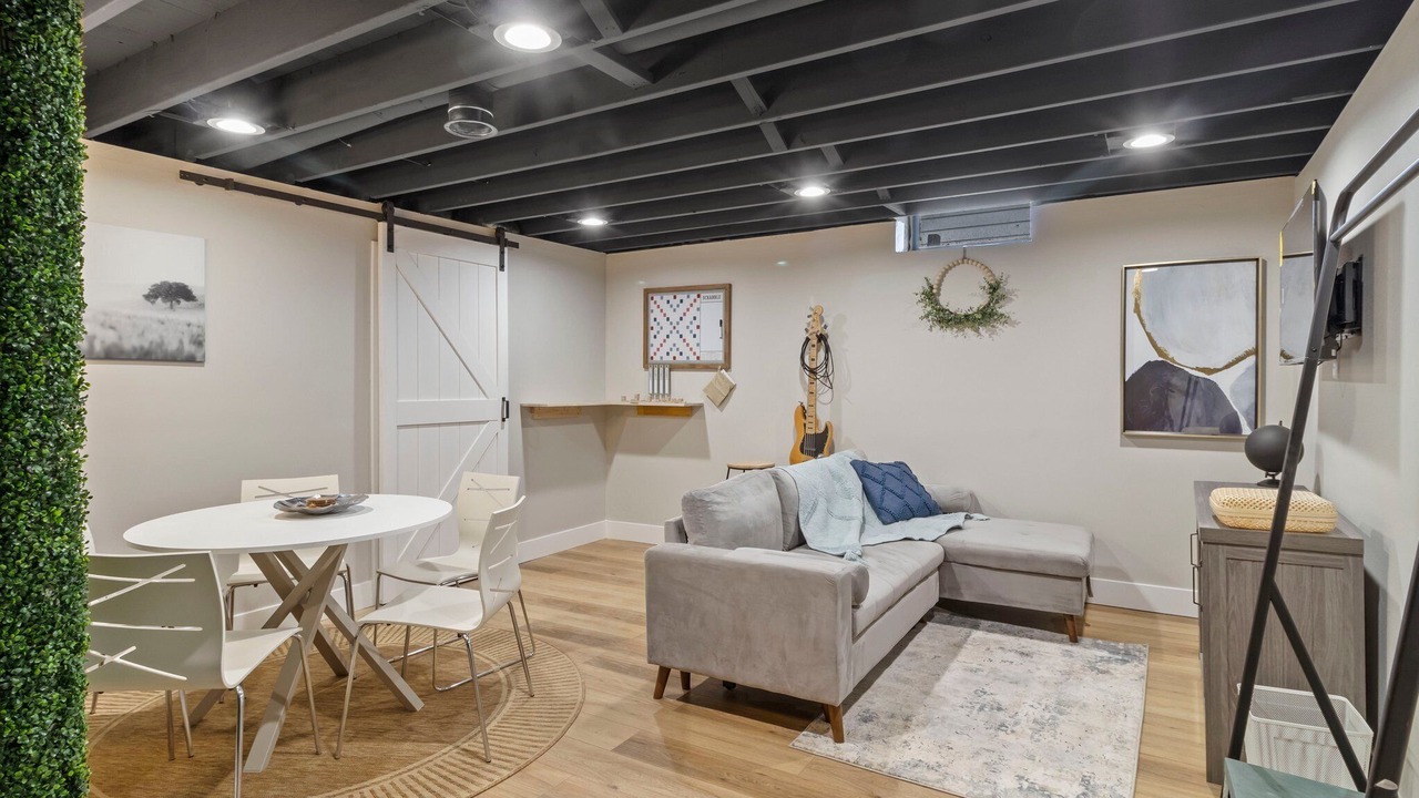 Photo of Livingroom in Milwaukee