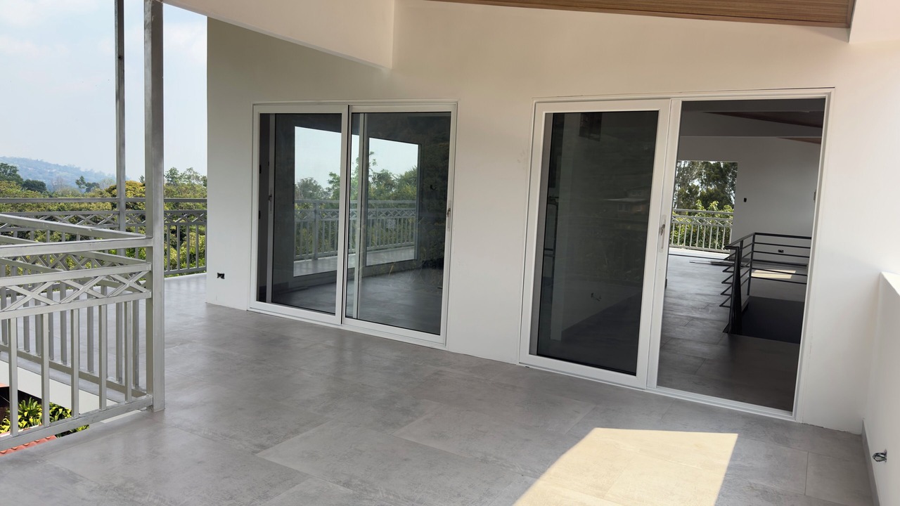 Photo of Patio Balcony in Roble