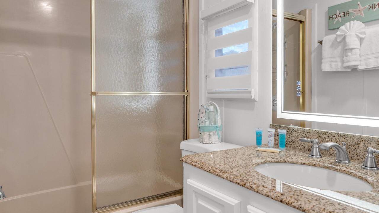 Photo of Bathroom in Marathon