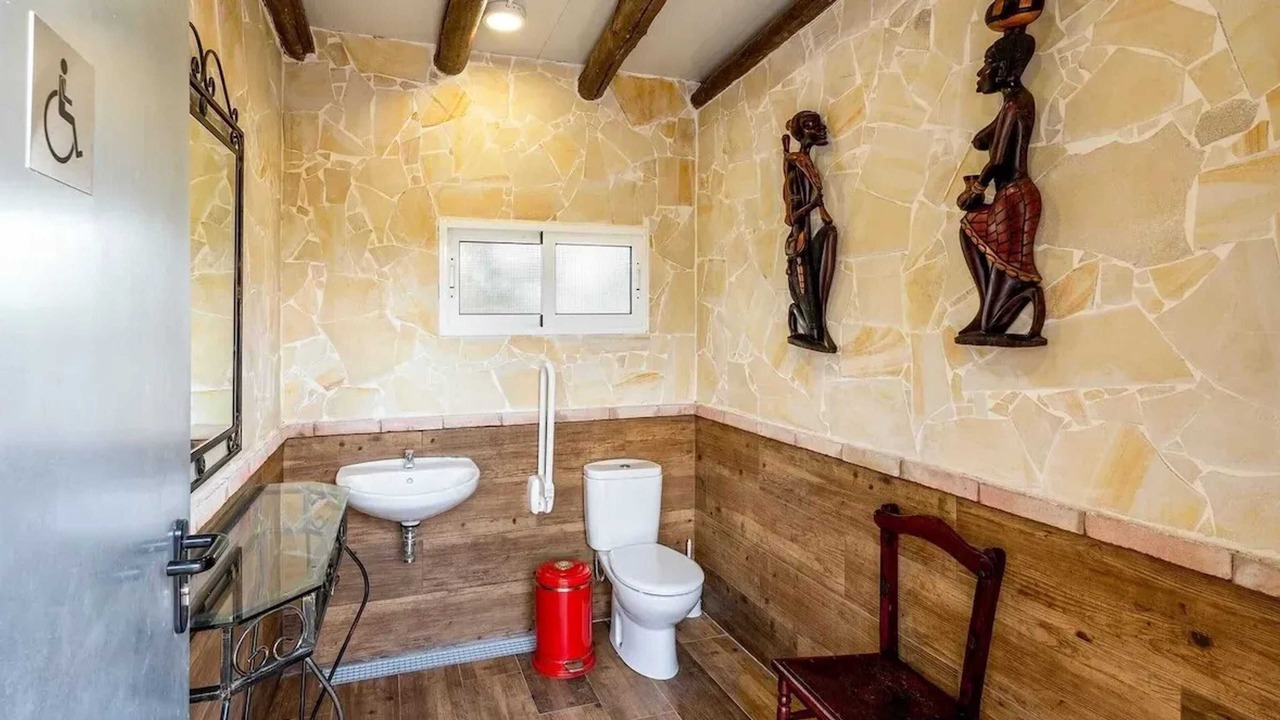 Photo of Bathroom in Baza
