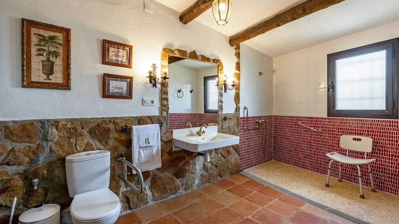 Photo of Bathroom in Baza
