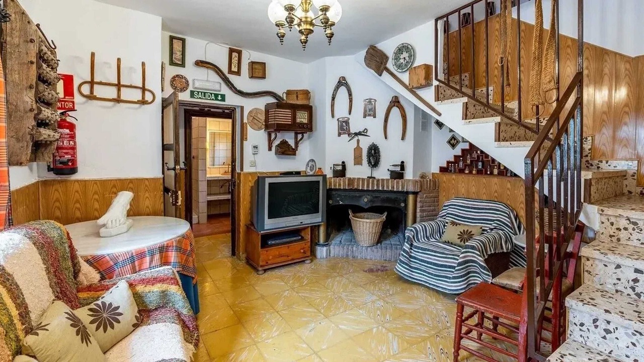 Photo of Livingroom in Baza