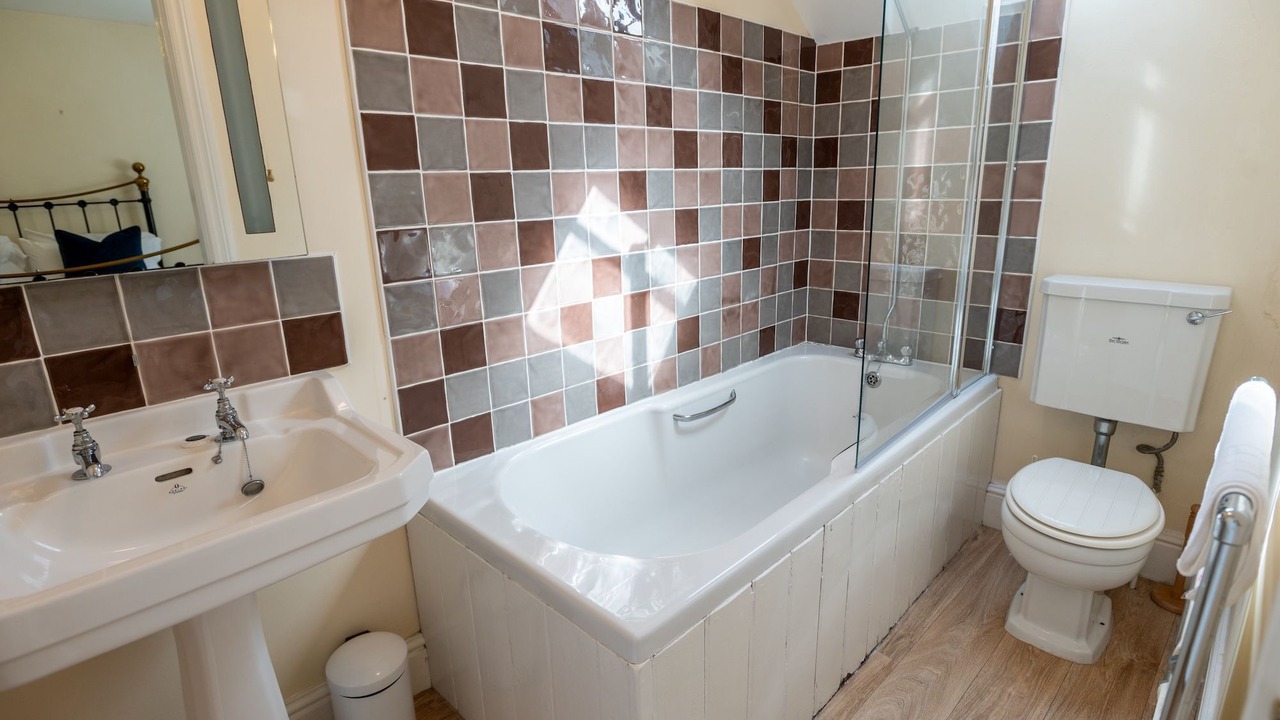 Photo of Bathroom in Rhyd-y-clafdy