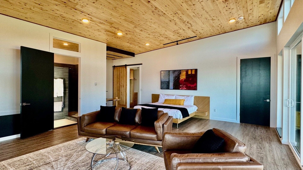 Photo of Bedroom in Port Orford