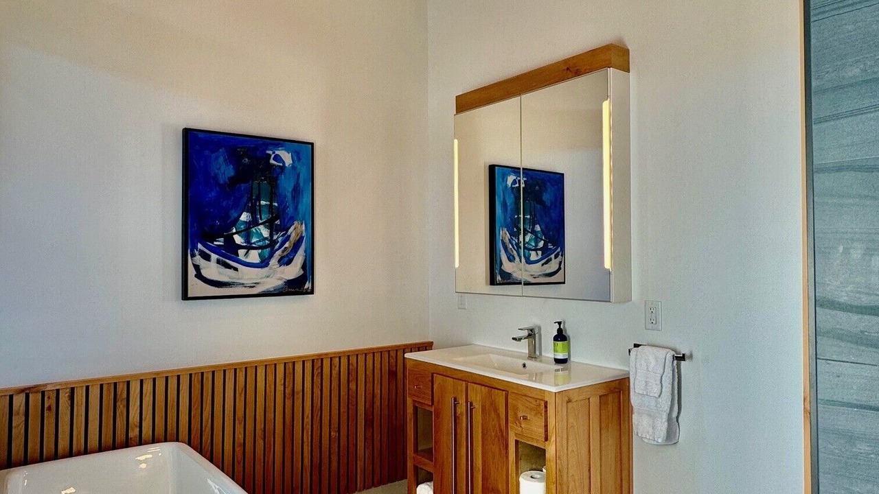 Photo of Bathroom in Port Orford