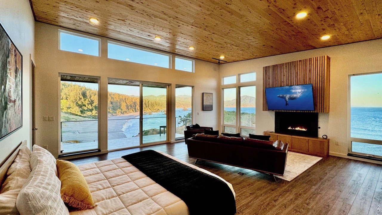 Photo of Bedroom in Port Orford