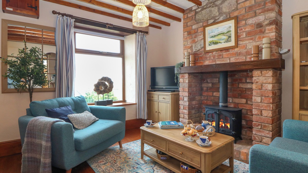 Photo of Livingroom in Penrhyn Bay
