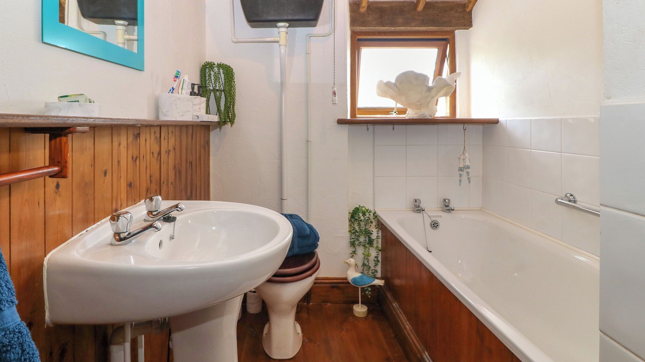 Photo of Bathroom in Penrhyn Bay
