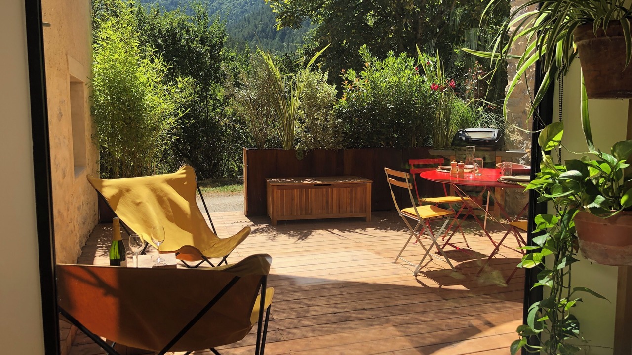 Photo of Outdoor in Aurel