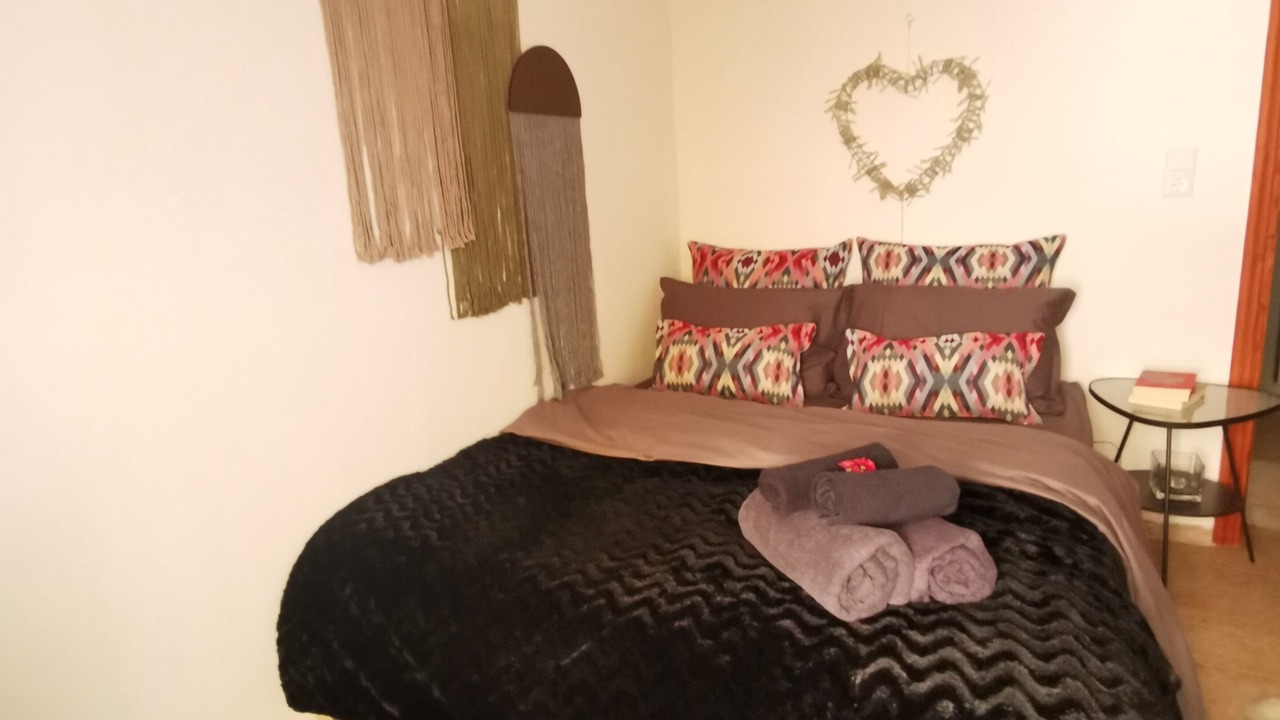 Photo of Bedroom in Drama