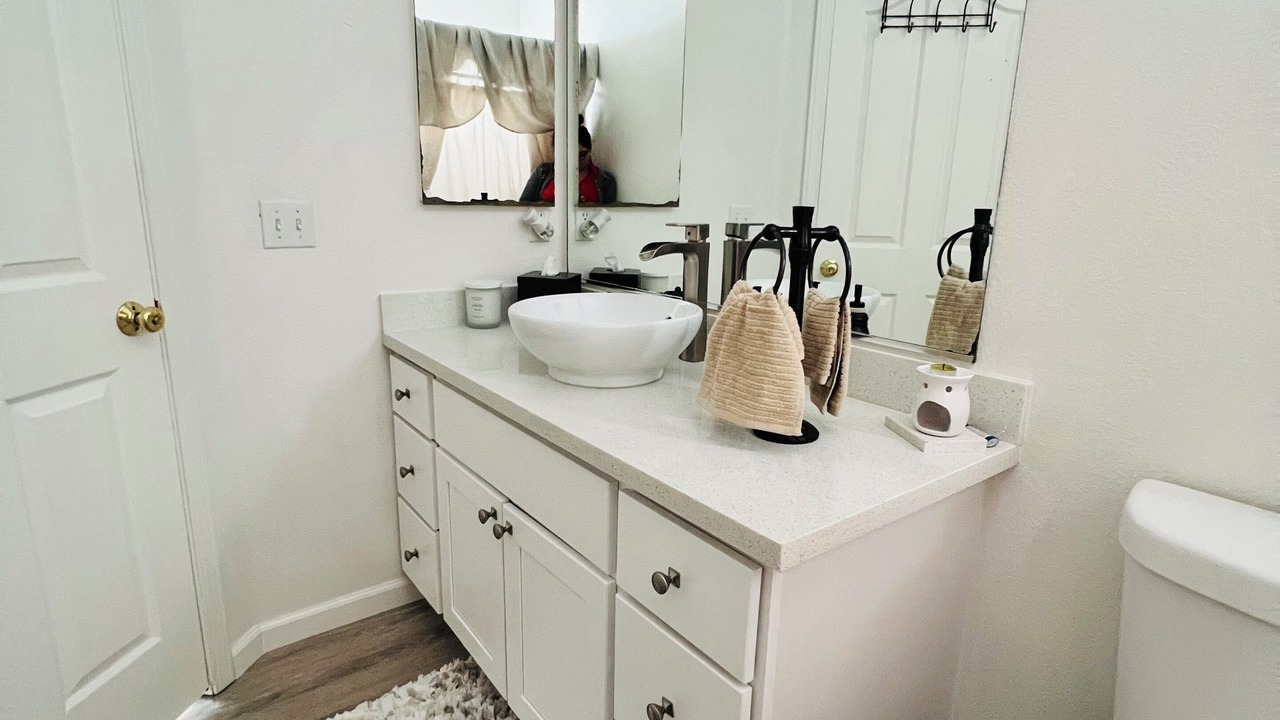 Photo of Bathroom in Salinas
