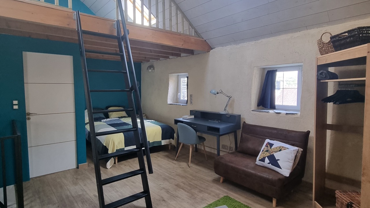 Photo of Bedroom in Lothey