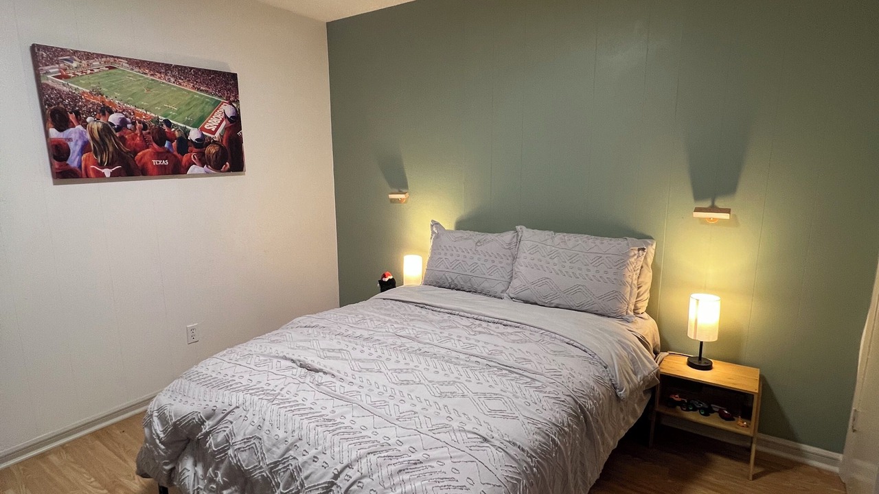 Photo of Bedroom in West Arlington