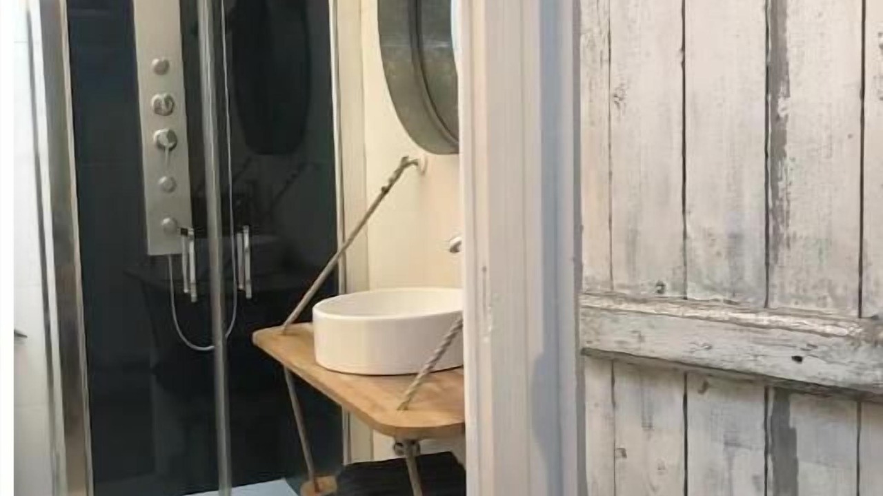 Photo of Bathroom in Pommerit-le-Vicomte