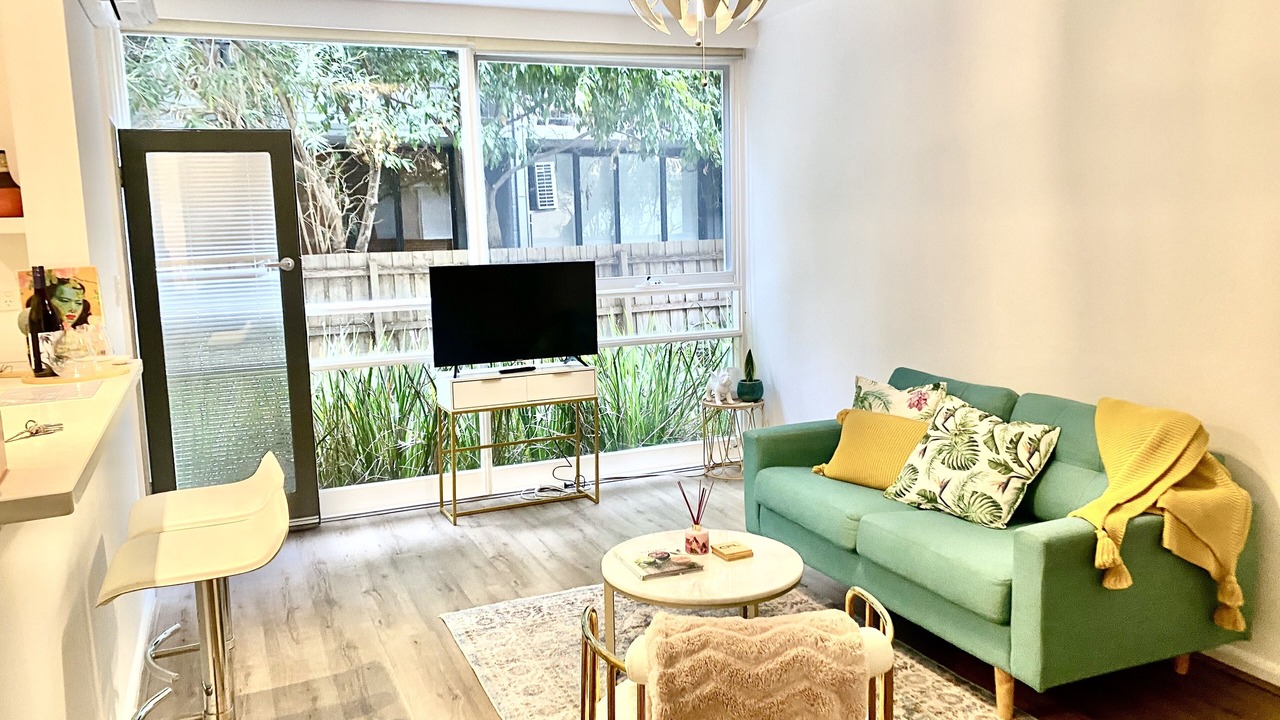 Photo of Livingroom in St. Kilda East